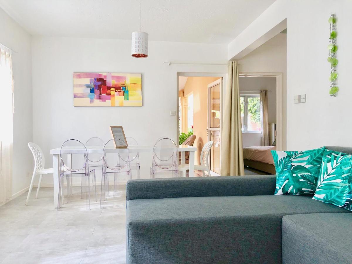 Beachfront Villa In A Beautiful And Secured Complex Flic en Flac Exterior photo