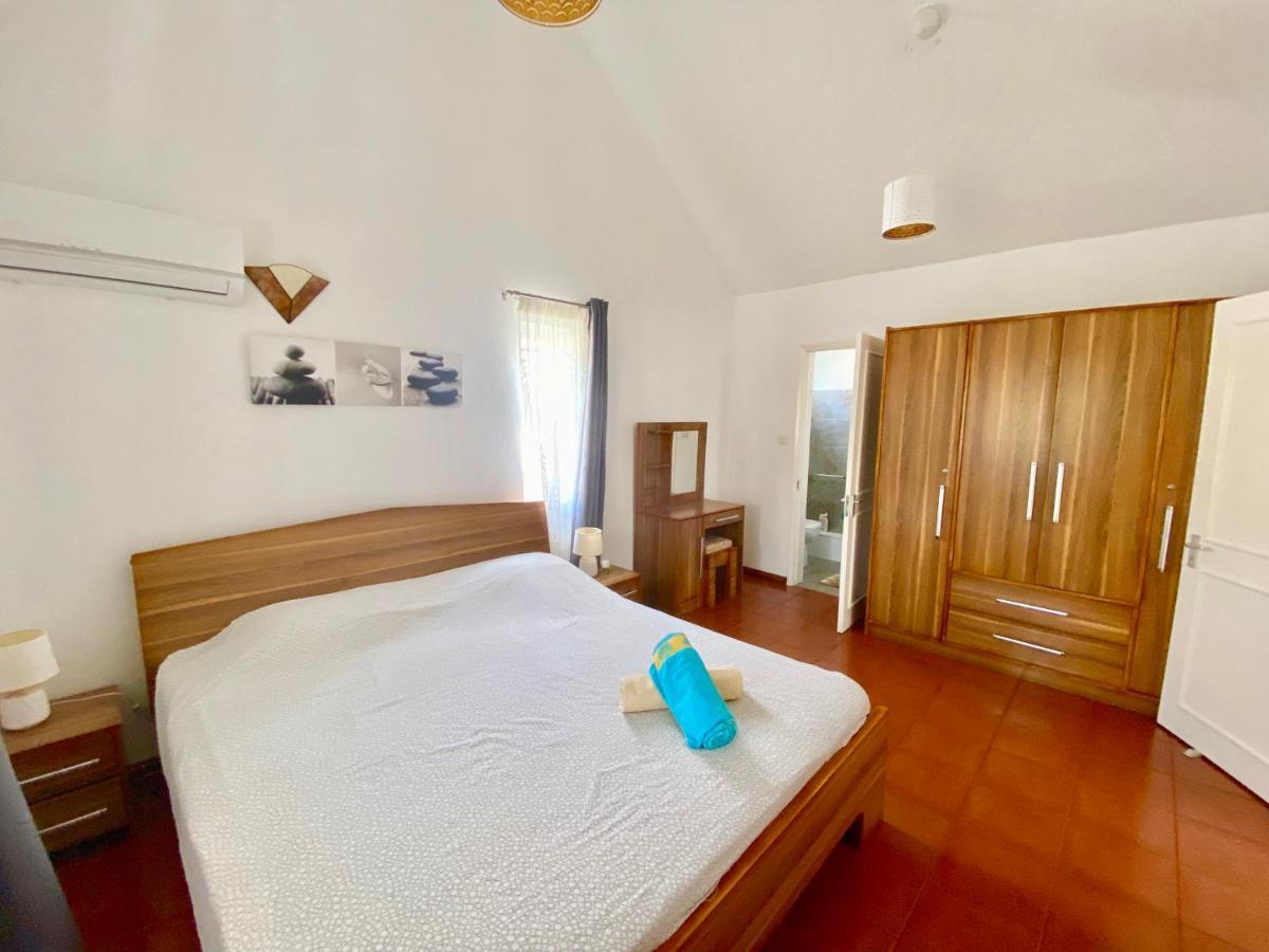 Beachfront Villa In A Beautiful And Secured Complex Flic en Flac Exterior photo