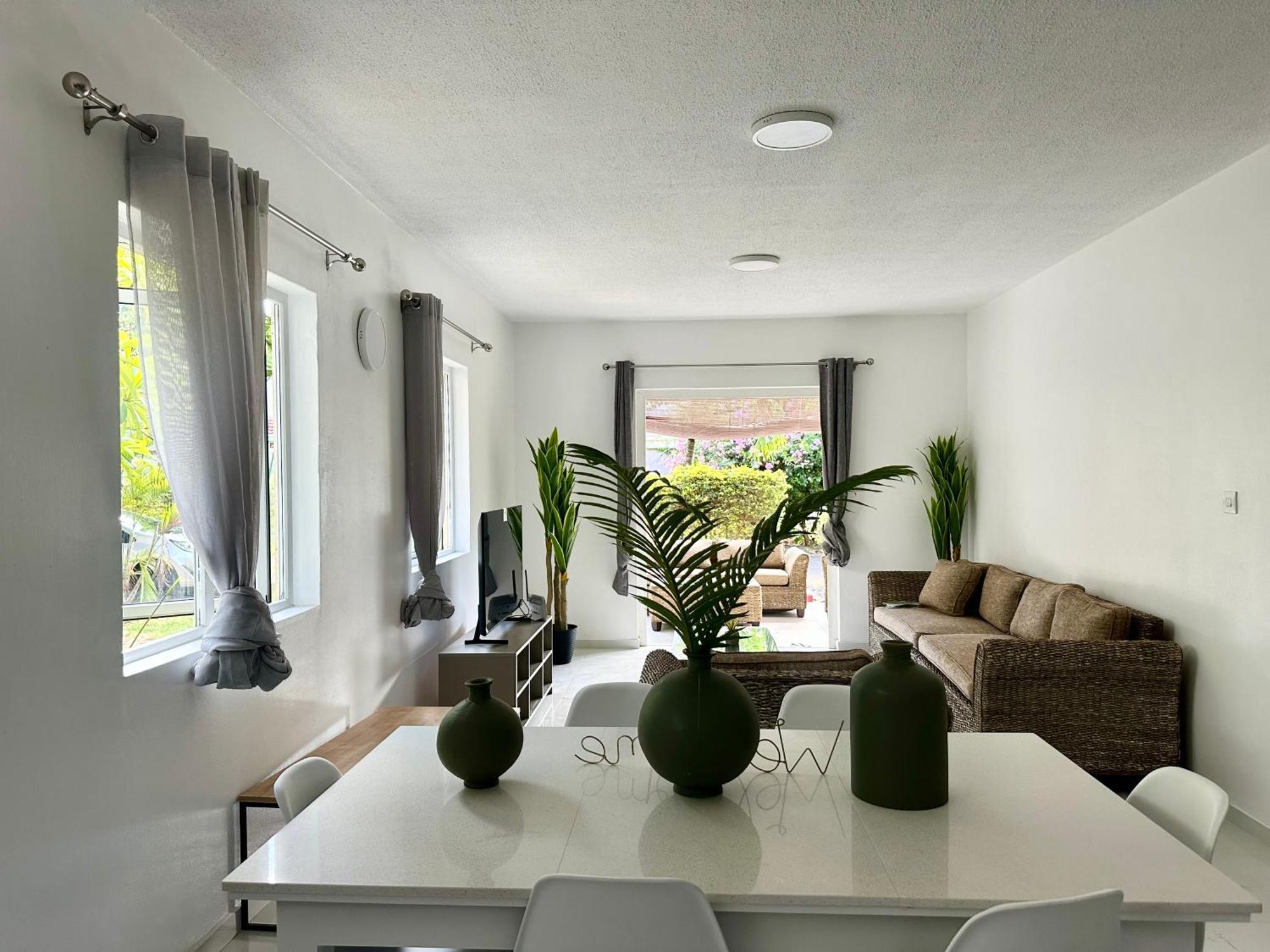 Beachfront Villa In A Beautiful And Secured Complex Flic en Flac Room photo
